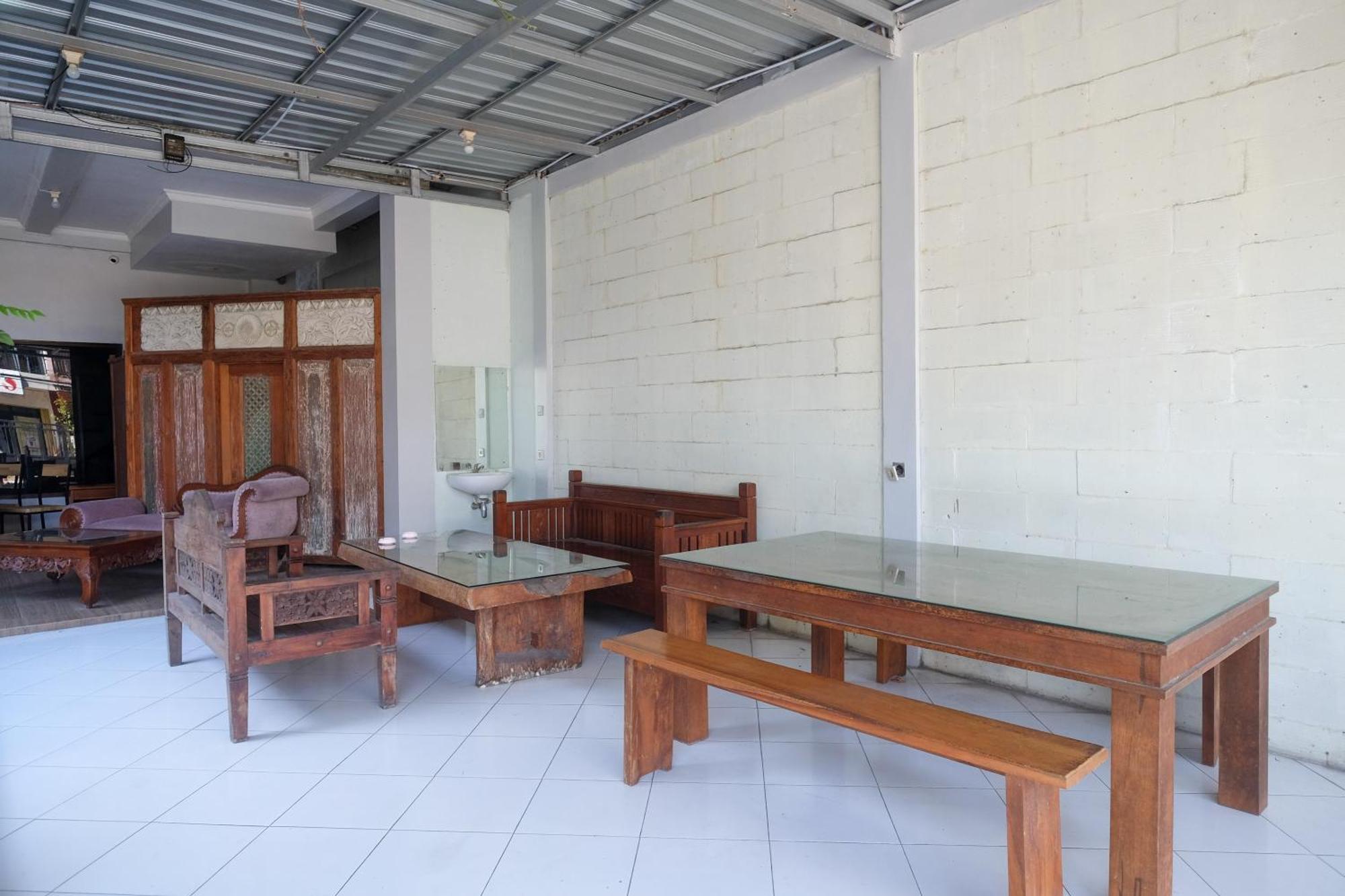 Reddoorz Syariah Near Pakuwon Mall Jogja Kejayan Zewnętrze zdjęcie