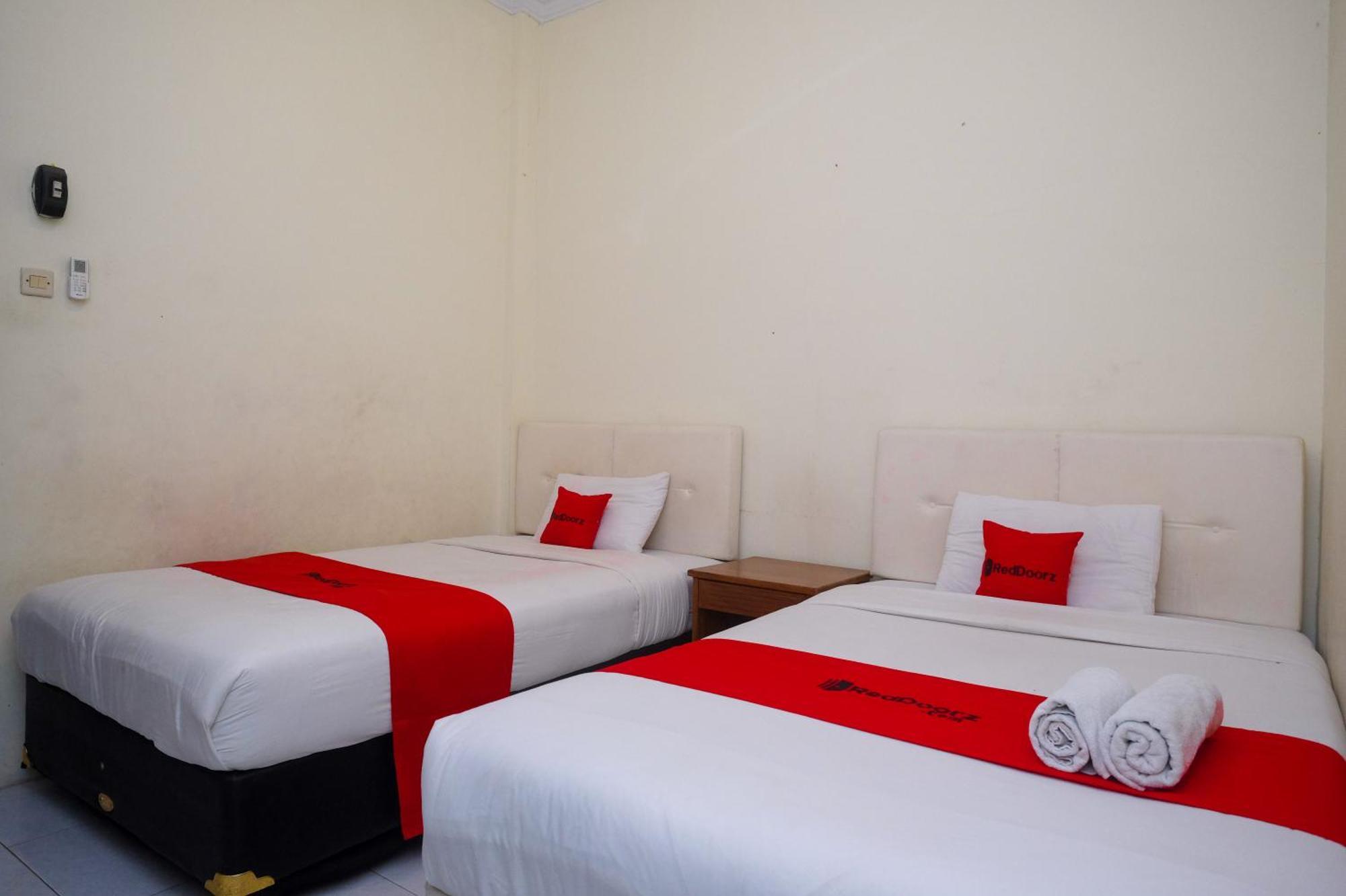 Reddoorz Syariah Near Pakuwon Mall Jogja Kejayan Zewnętrze zdjęcie