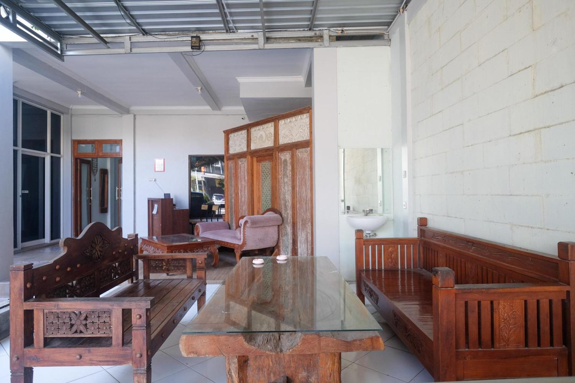 Reddoorz Syariah Near Pakuwon Mall Jogja Kejayan Zewnętrze zdjęcie